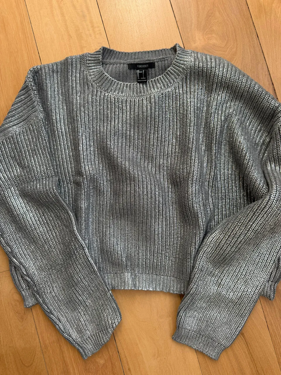 Sweater Forever 21 · Talle L
