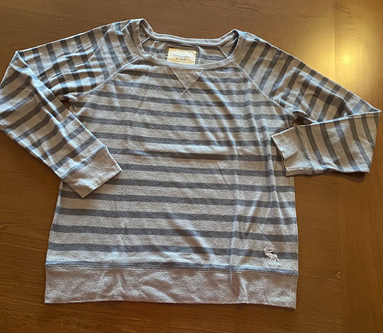 Remera Abercrombie & Fitch - imagen 1