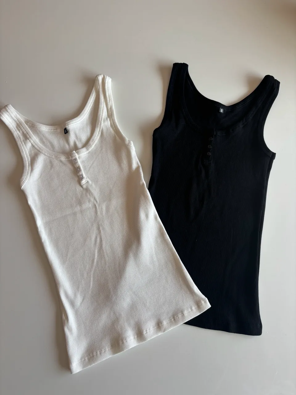 Musculosa Bastien basicos - imagen 1