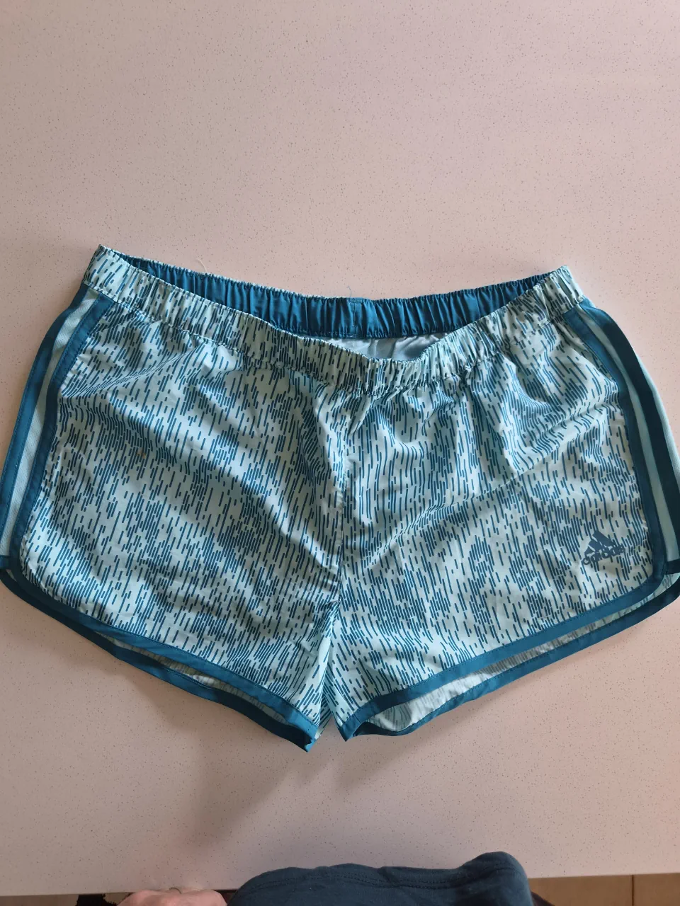 Short adidas - imagen 1