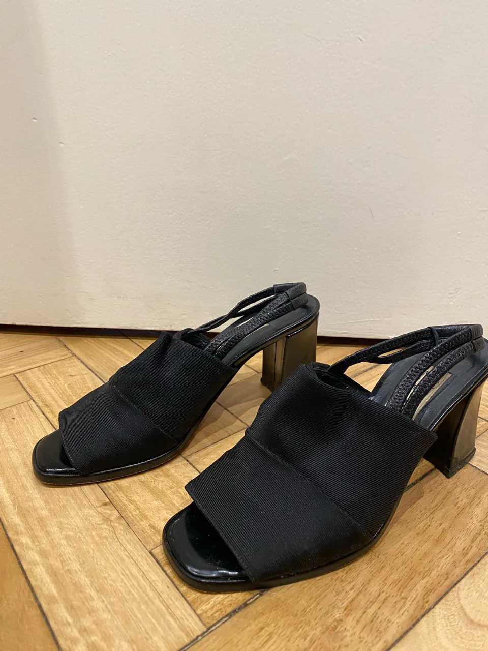 Pigalle · Talle AR 35