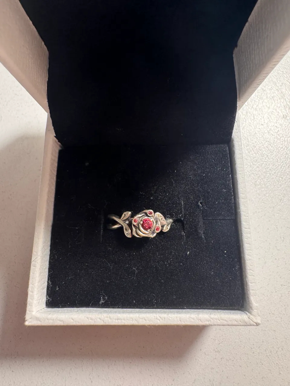 Anillo Pandora