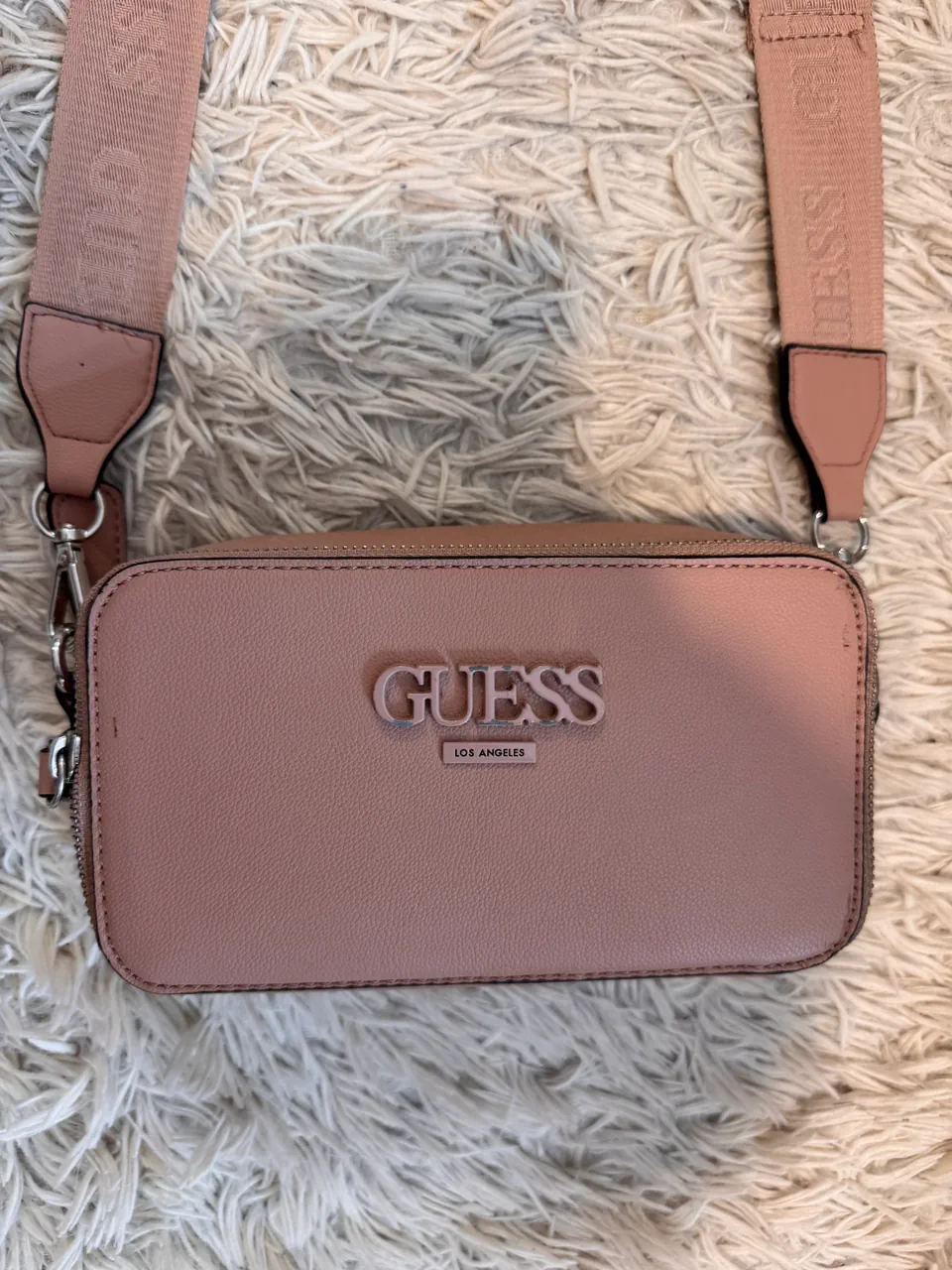 Cartera GUESS - imagen 1
