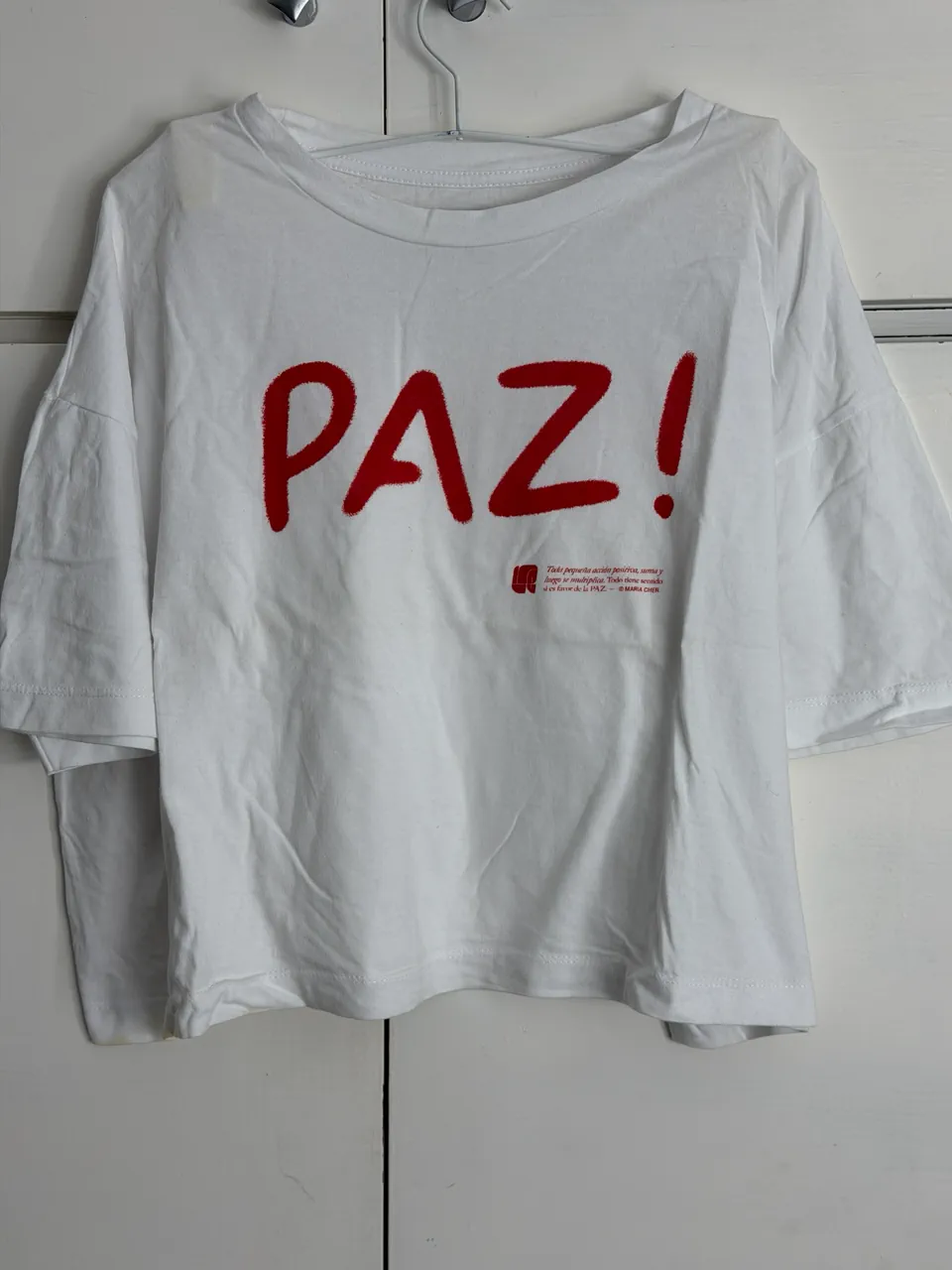 Remera Maria Cher · Talle M