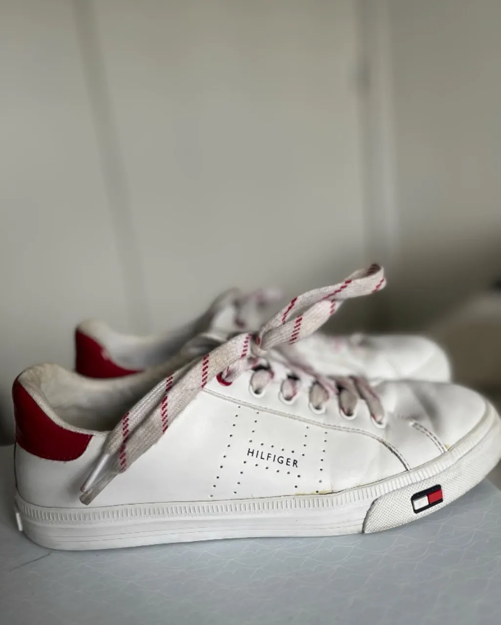 Tommy Hilfiger · Talle AR 37