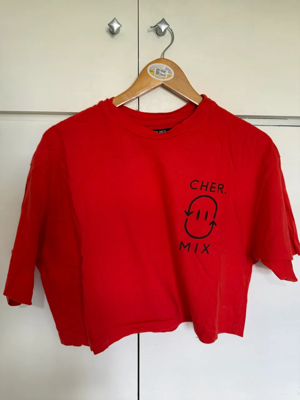 Remera CHER. · Talle único