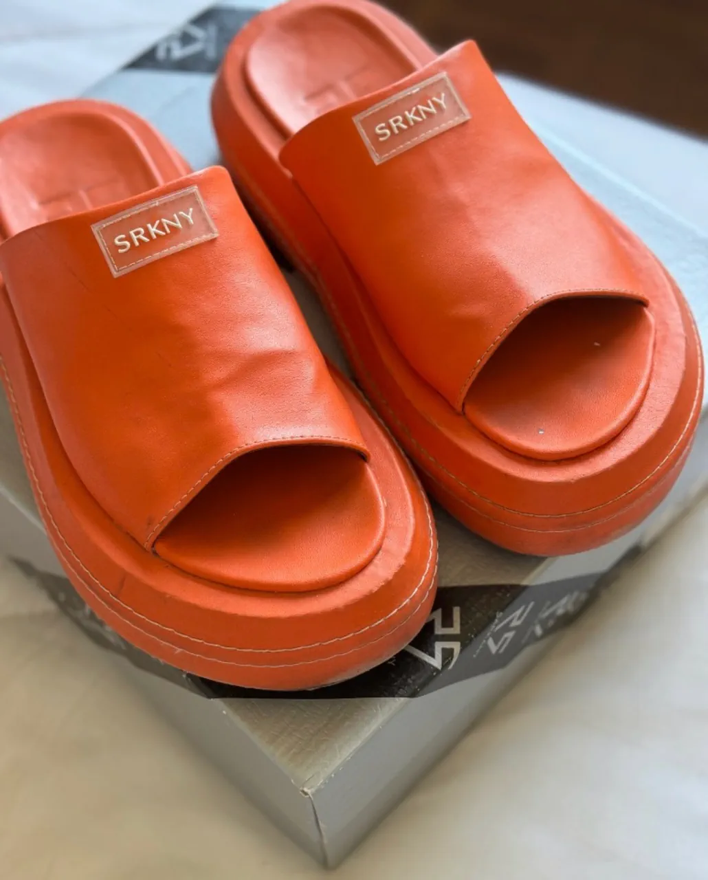 Sarkany · Talle AR 38