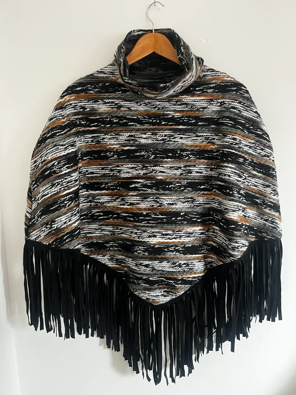 Poncho ST. MARIE · Talle S