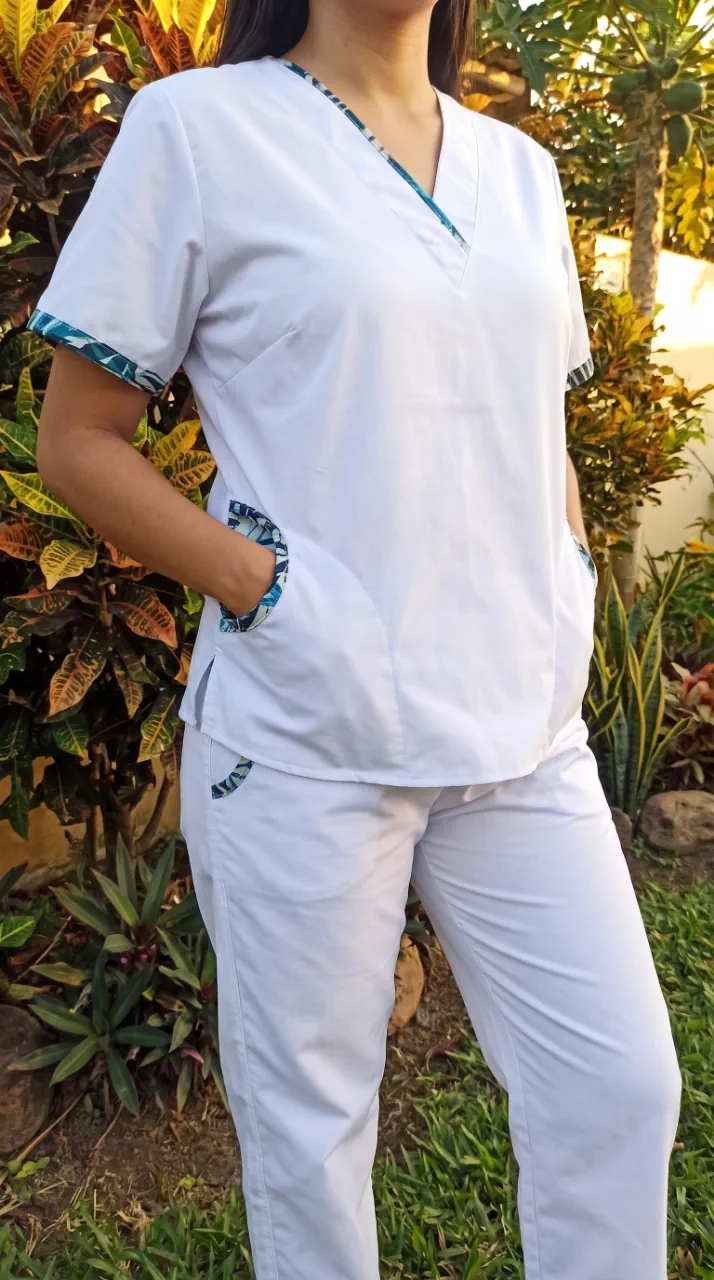 Remera Otra · Talle XL