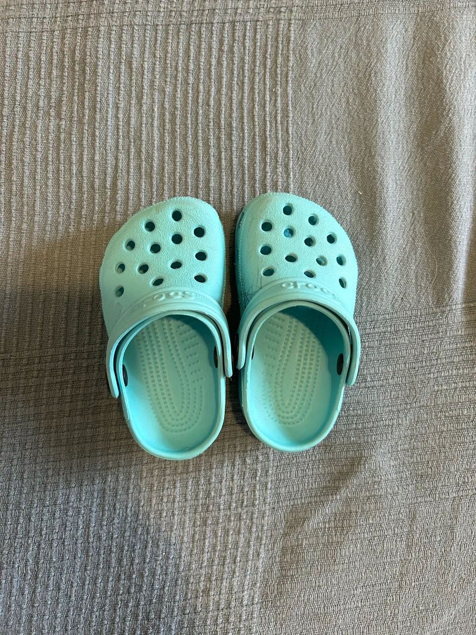 Zueco y mule Crocs · Talle AR 20