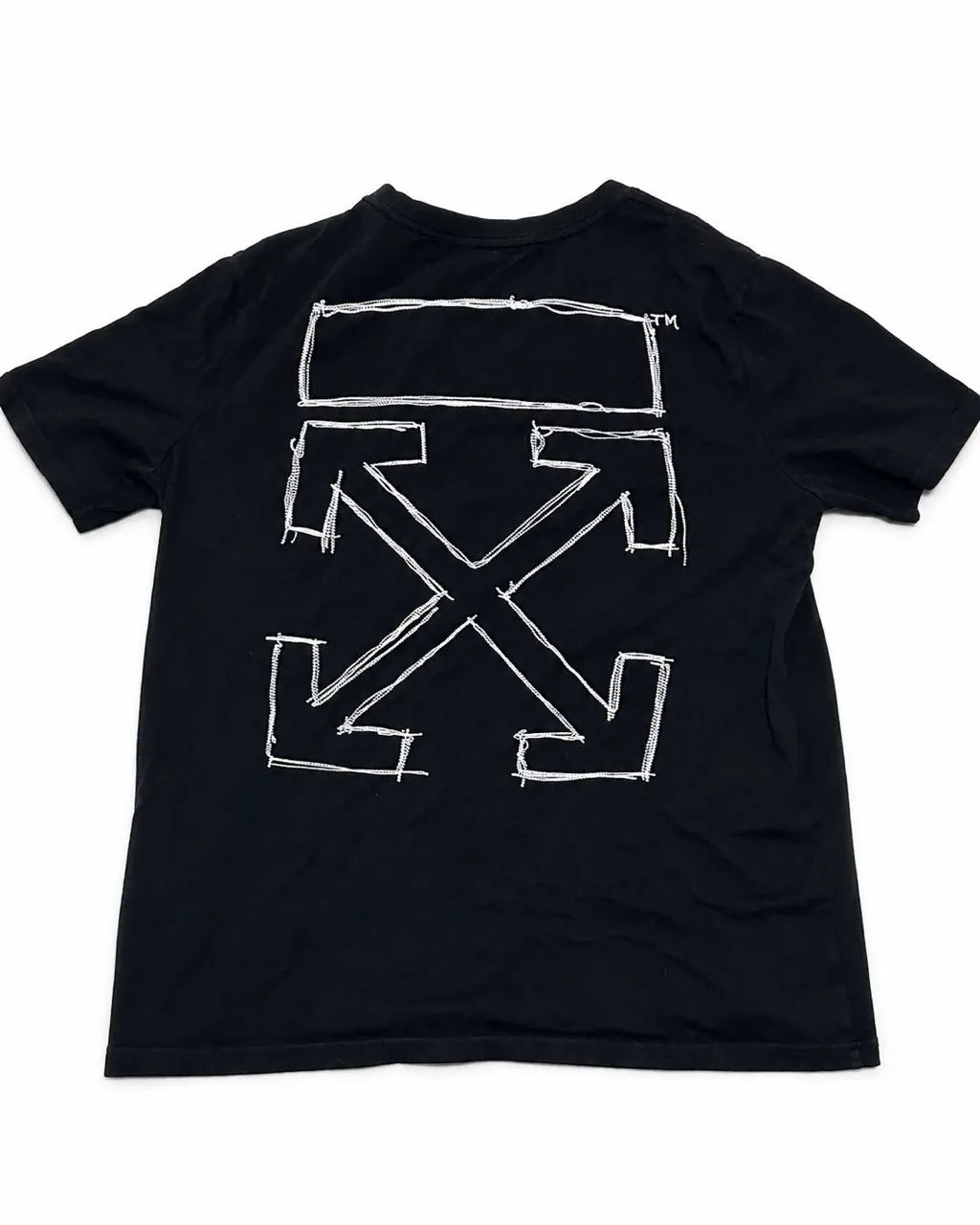 Remera Off-White · Talle L