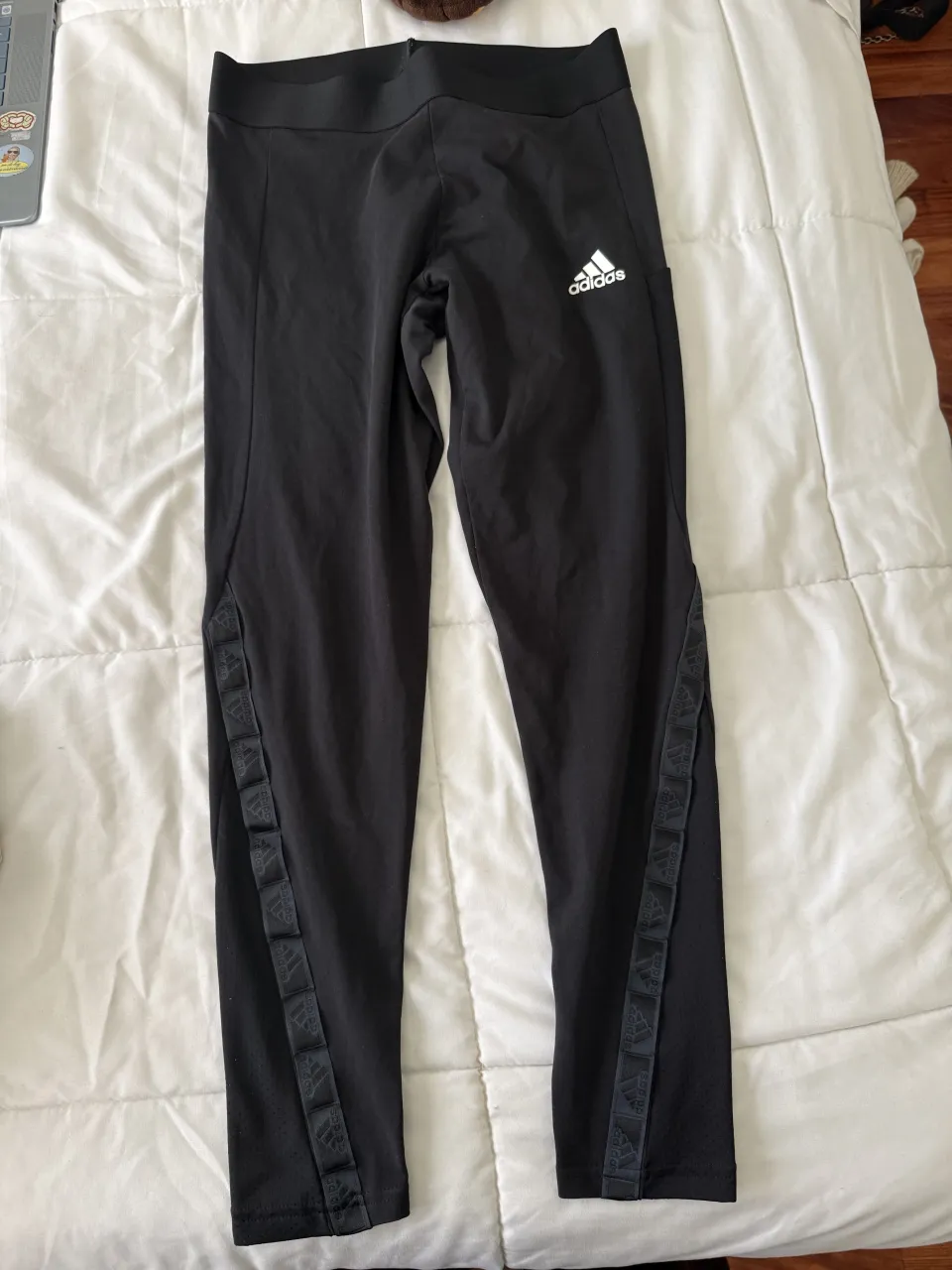 adidas · Talle M