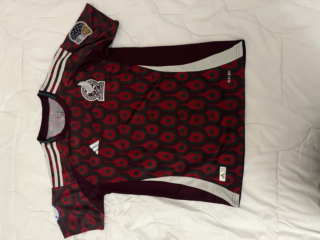 adidas · Talle M
