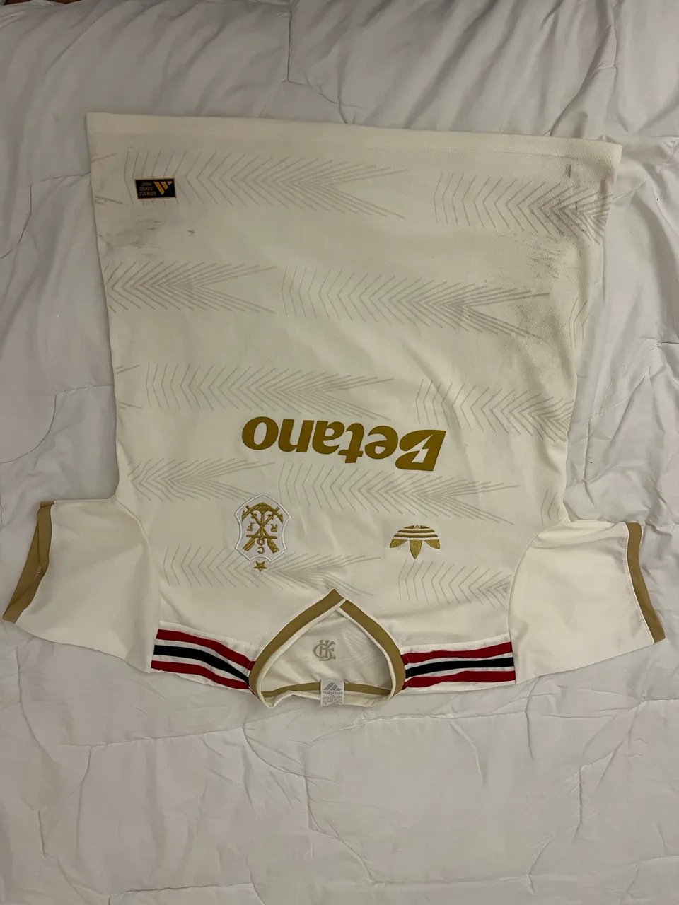 adidas · Talle M