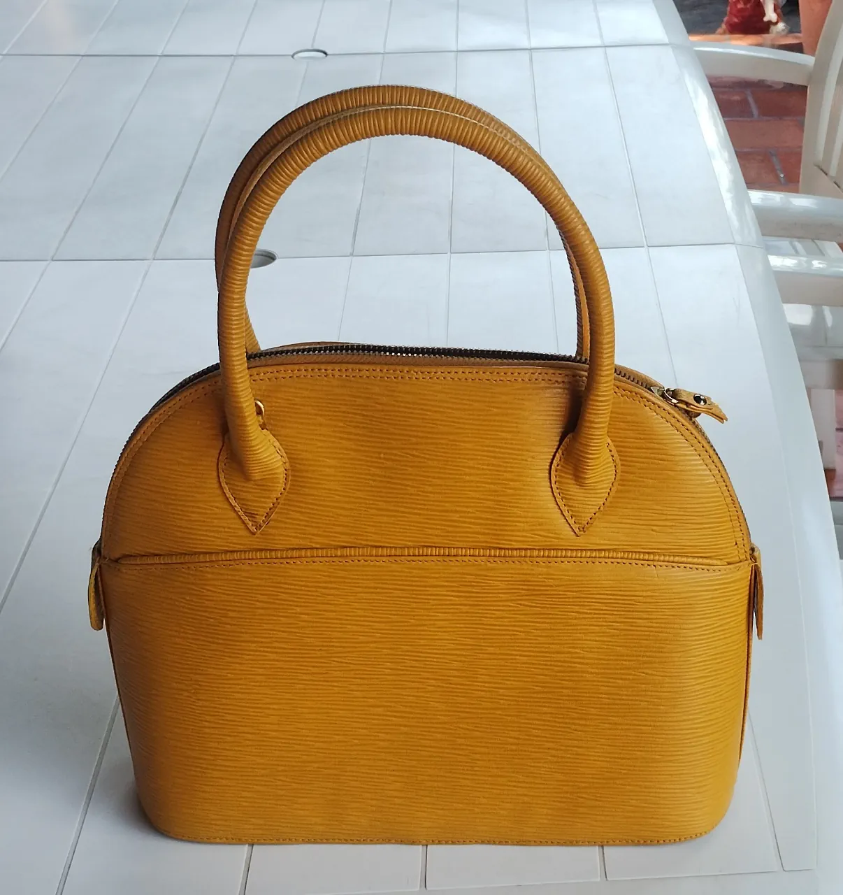 Bolso Louis Vuitton - imagen 1