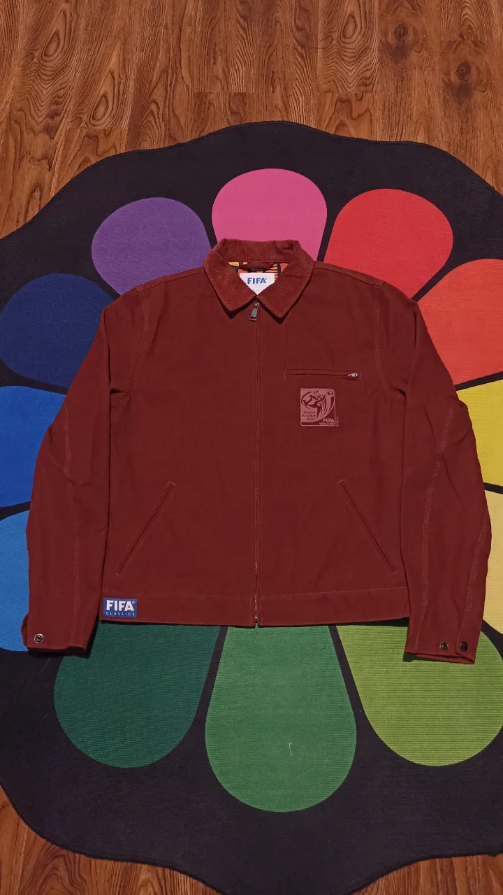 Campera Fifa · Talle M
