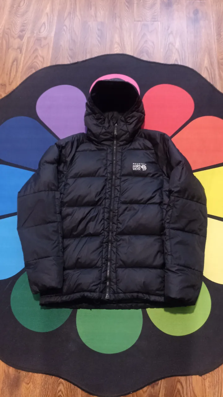 Campera Mountain hardwear · Talle S