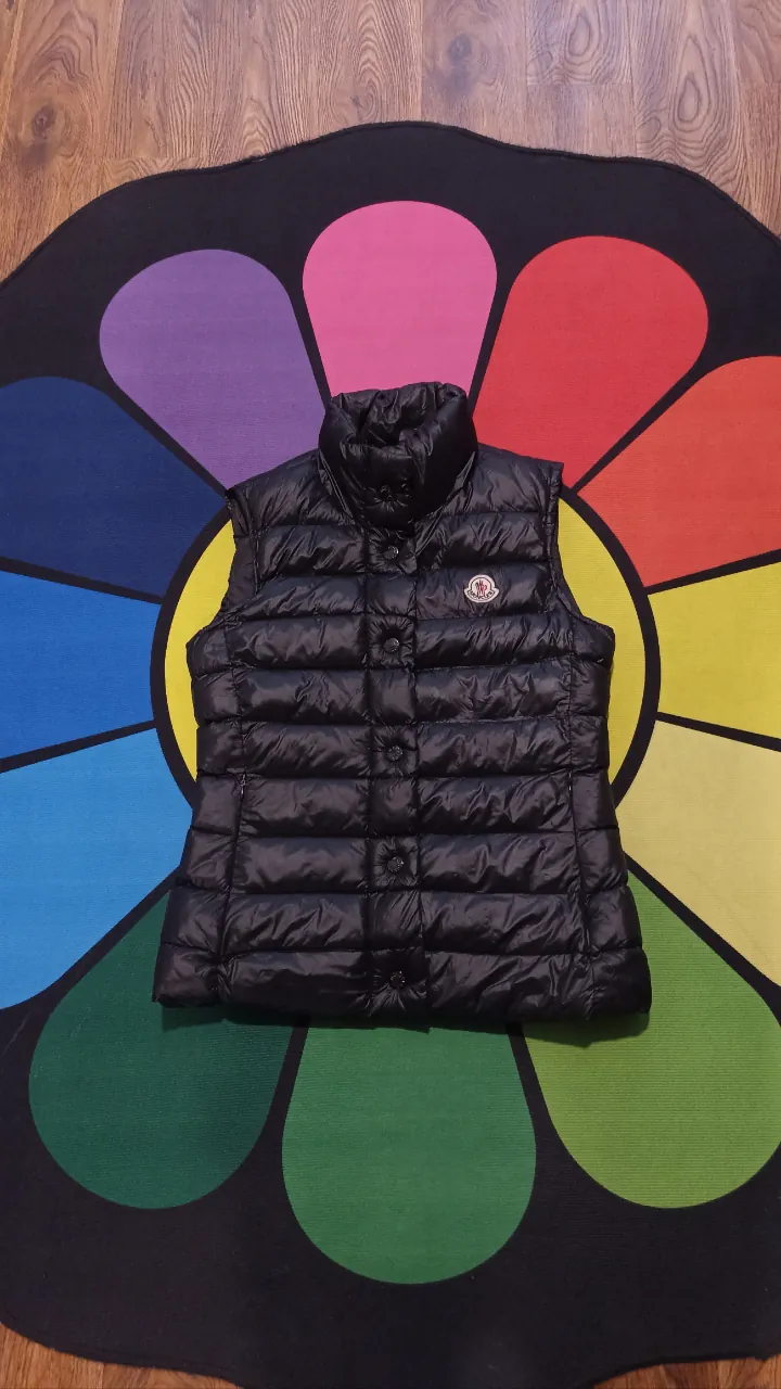 Chaleco Moncler · Talle S