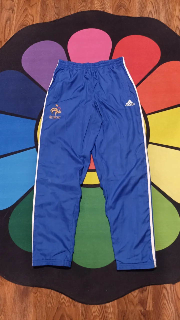 Pantalón adidas · Talle M