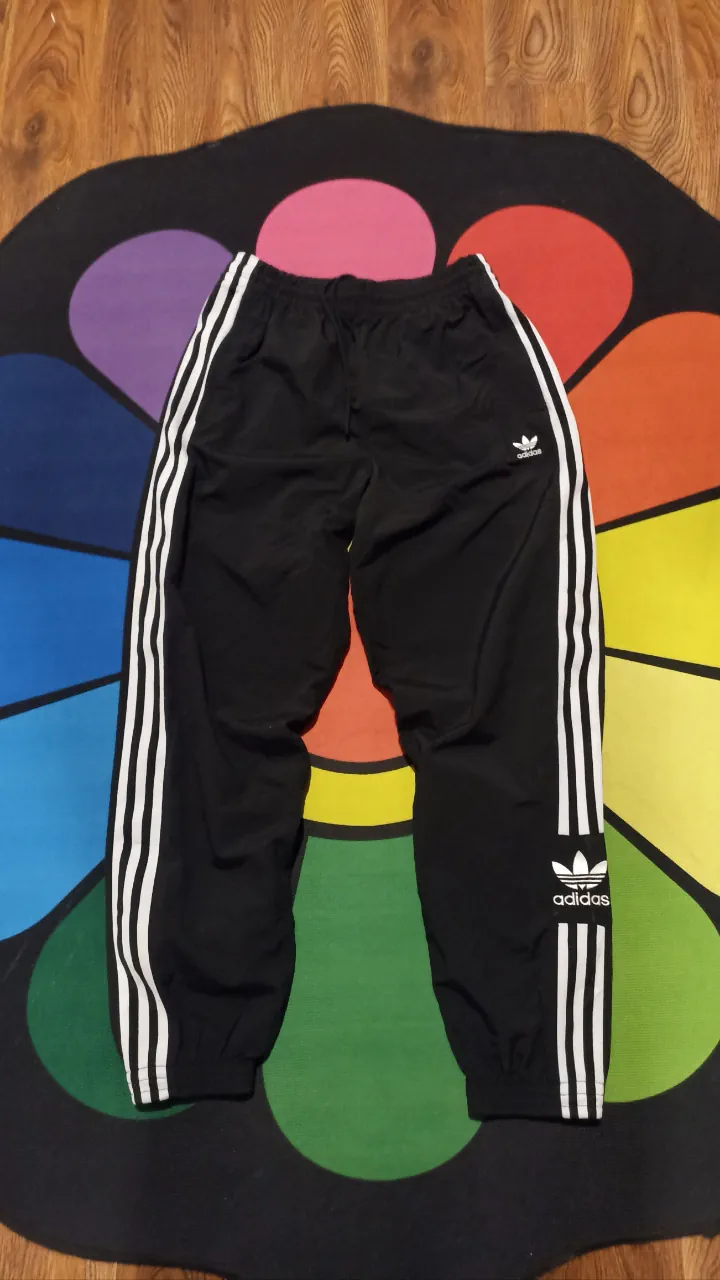 Buzo adidas - imagen 1