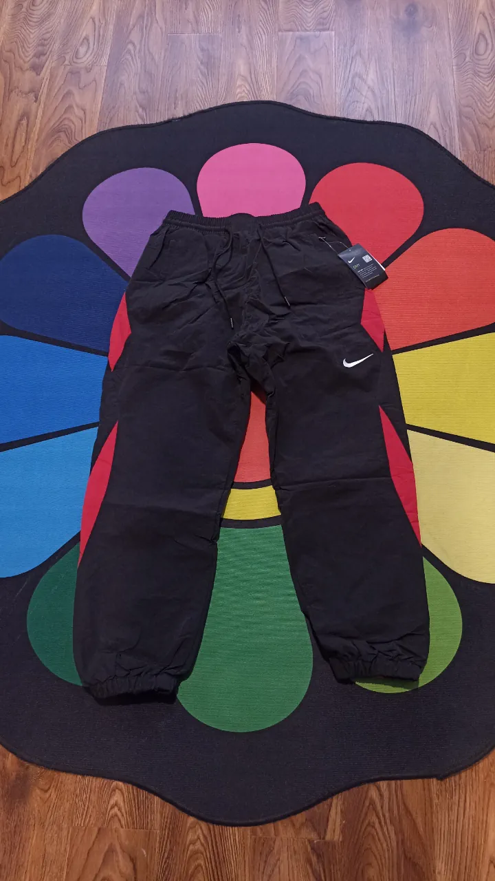 Pantalón Nike - imagen 1