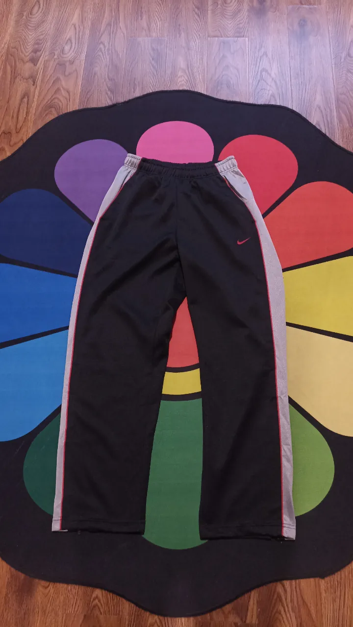 Pantalón Nike - imagen 1