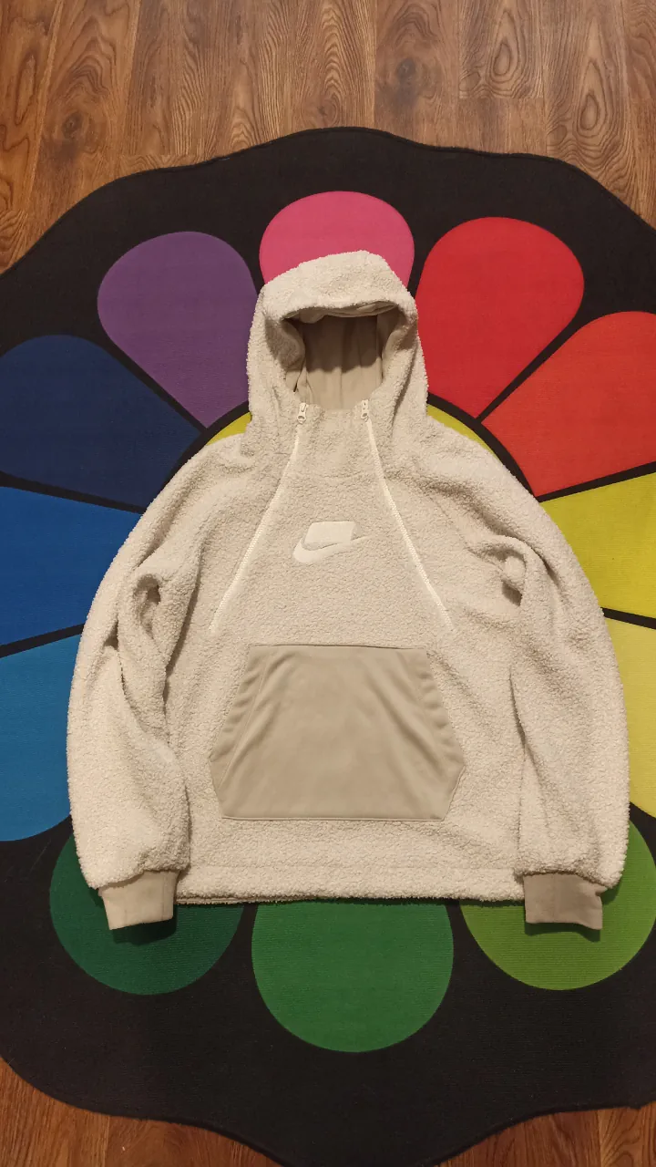 Buzo Nike · Talle S