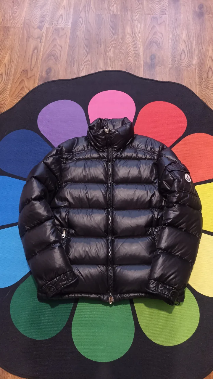 Campera Moncler · Talle L