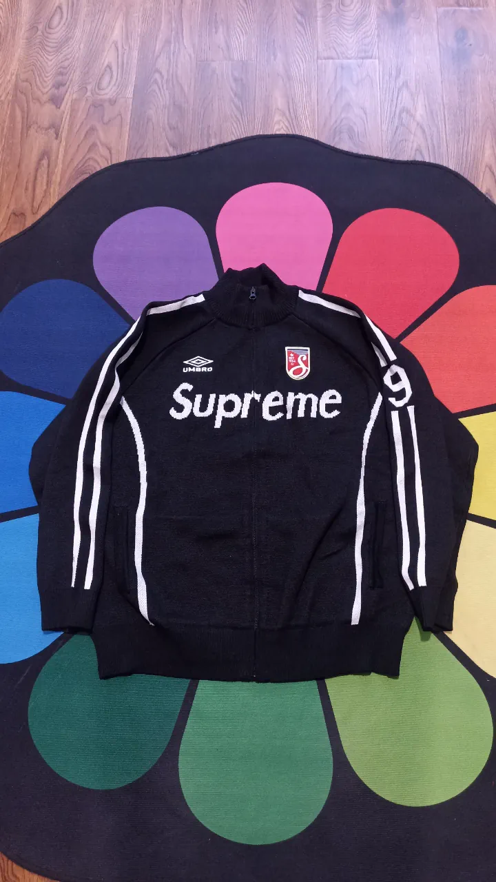Campera Supreme · Talle M