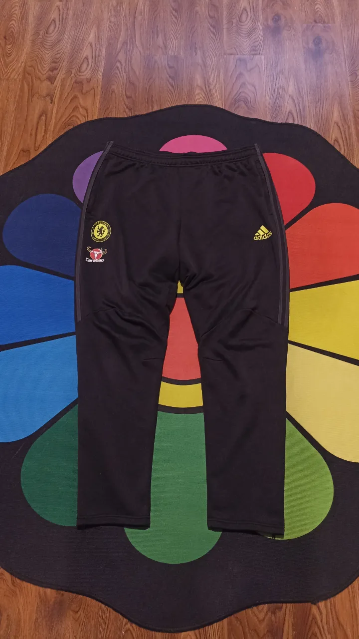 Pantalón adidas - imagen 1