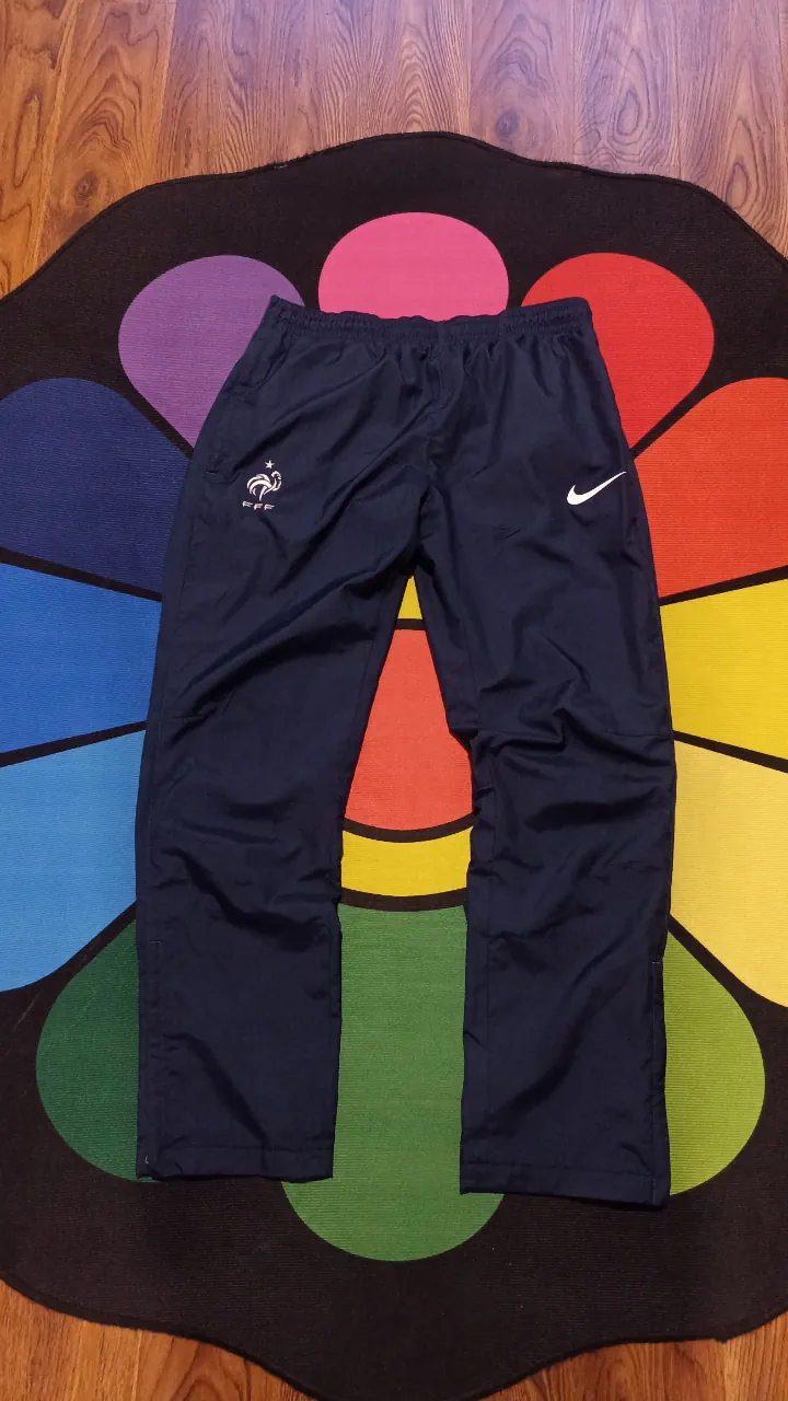 Pantalón Nike · Talle M