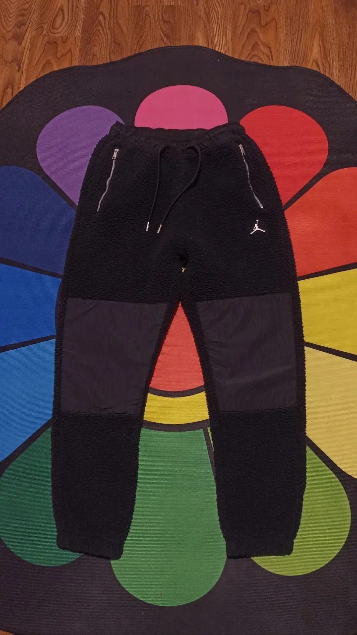 Pantalón Jordan · Talle M