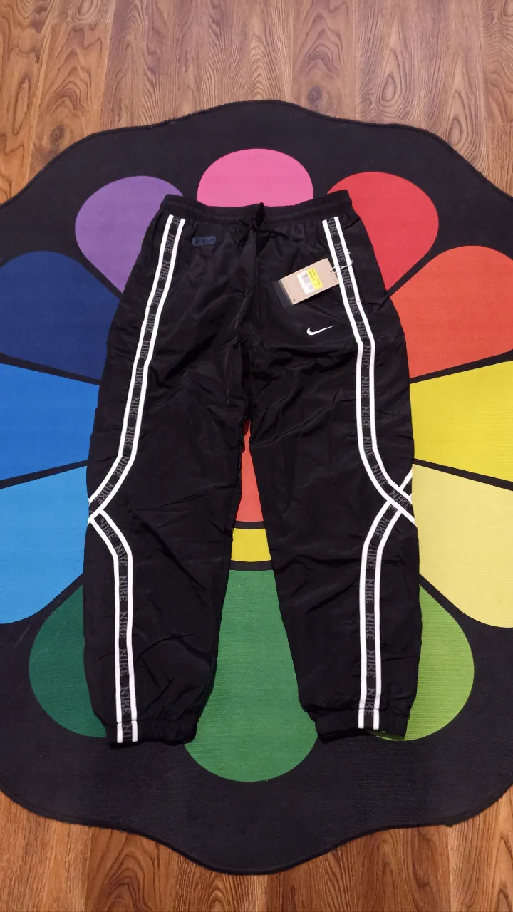 Nike · Talle L