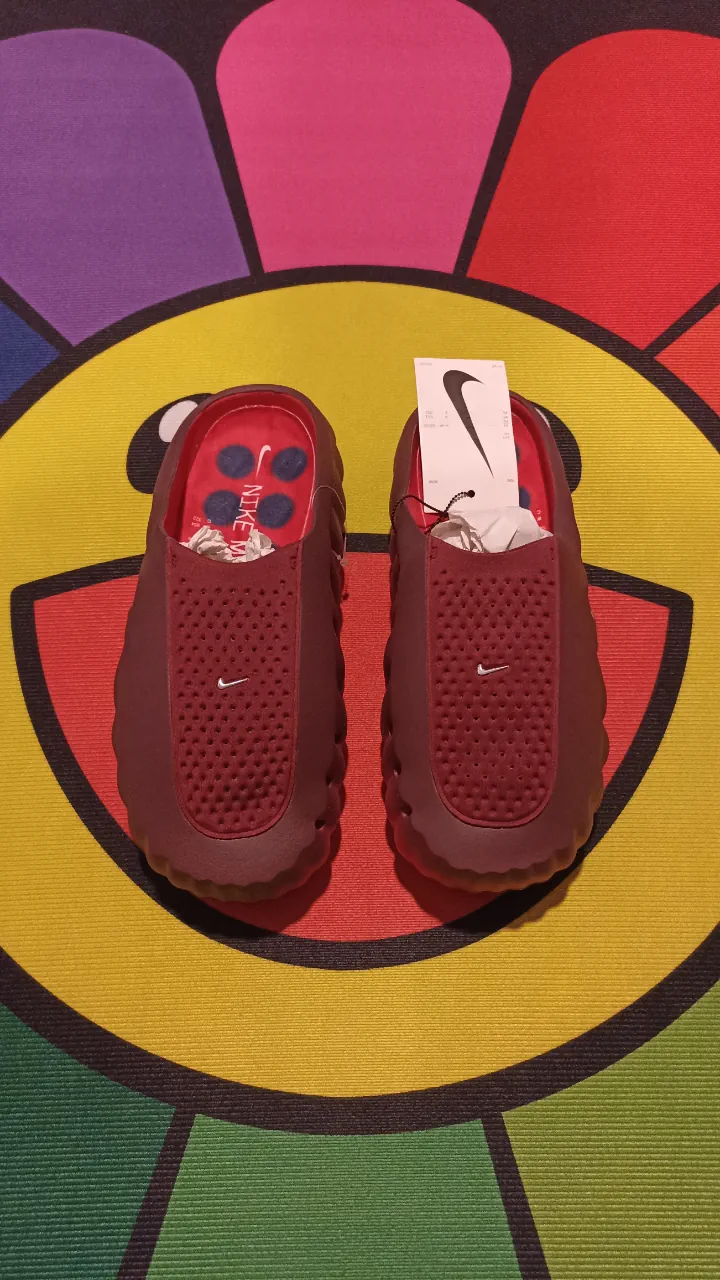 Nike · Talle EU 42