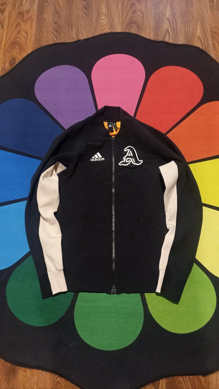 Campera adidas - imagen 1