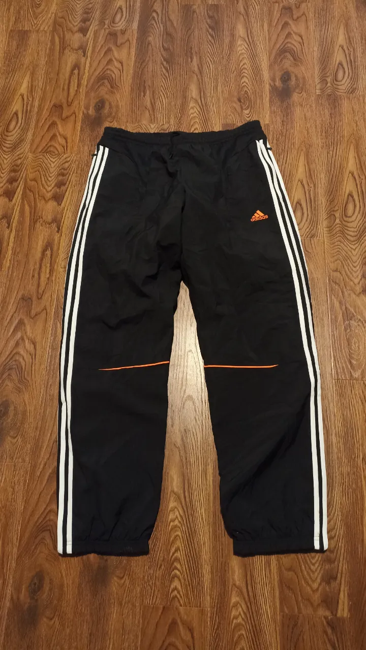 Pantalón adidas - imagen 1