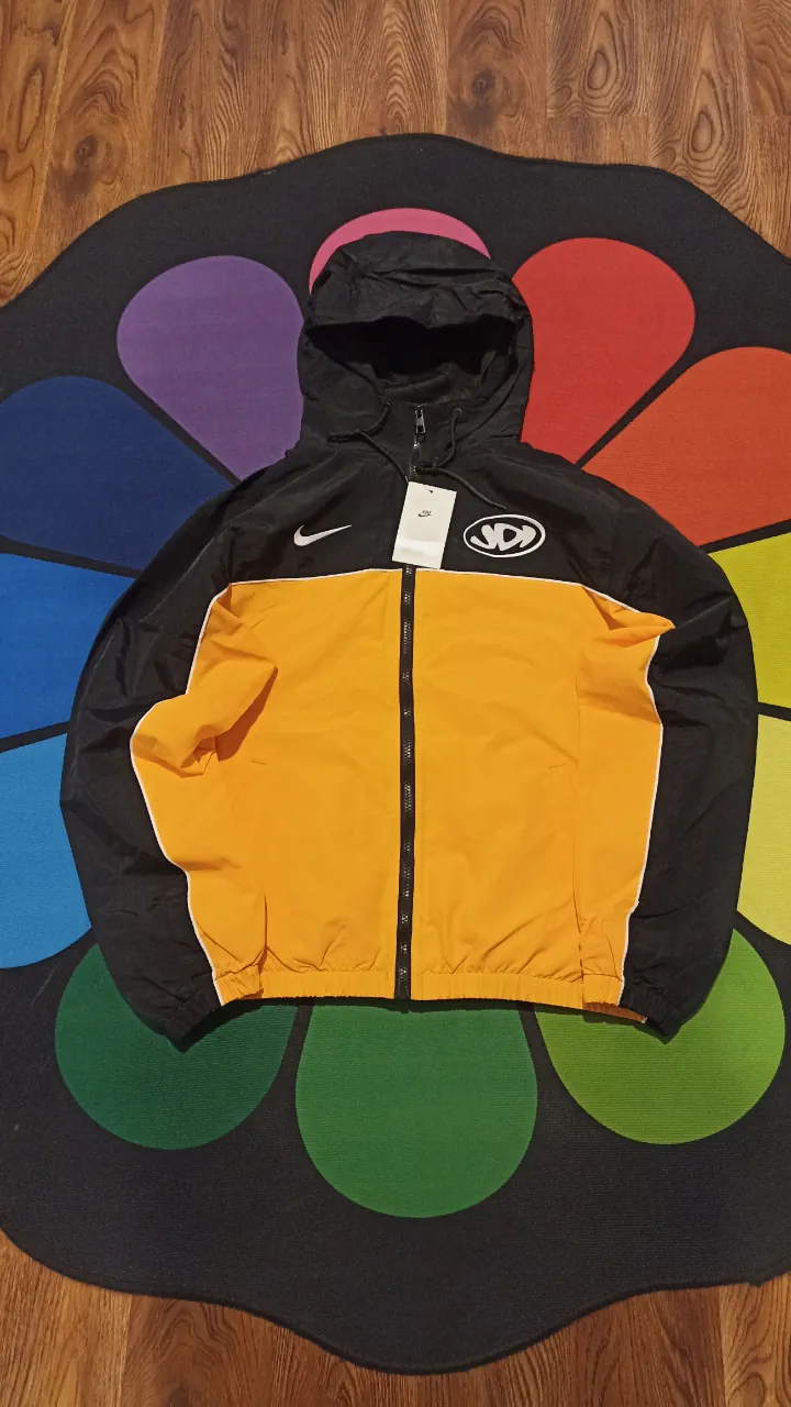 Rompeviento Nike - imagen 1