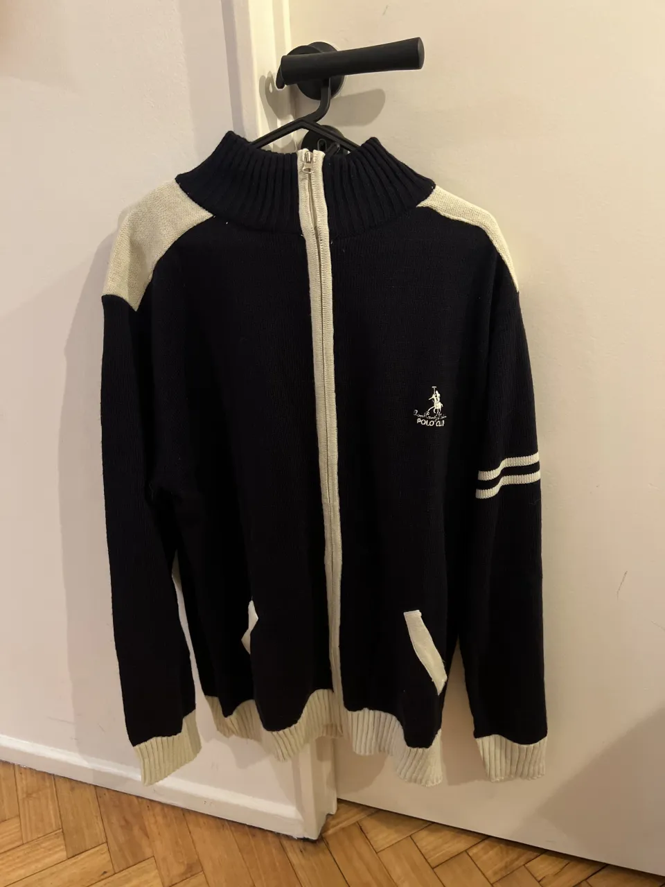 El club del sweater · Talle XL