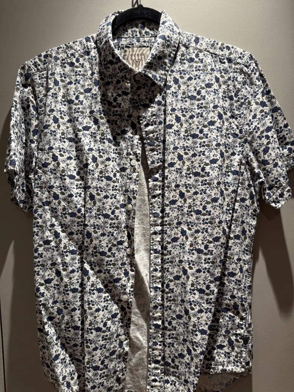 Camisa GUESS · Talle M
