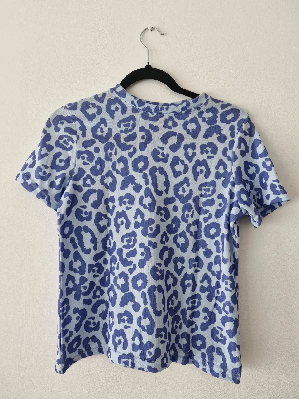 Remera A ≠ - imagen 1