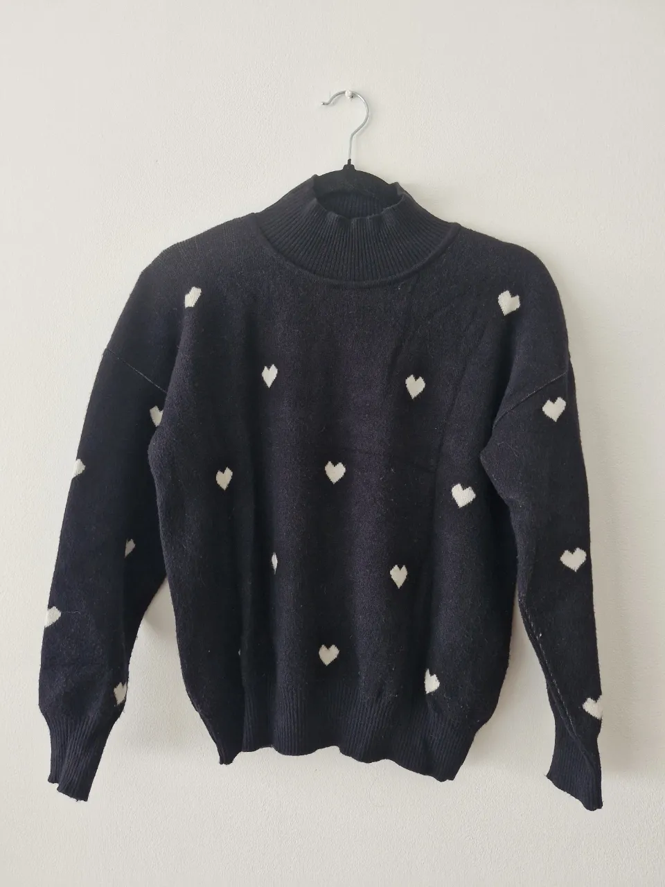 Polera A ≠ - imagen 1