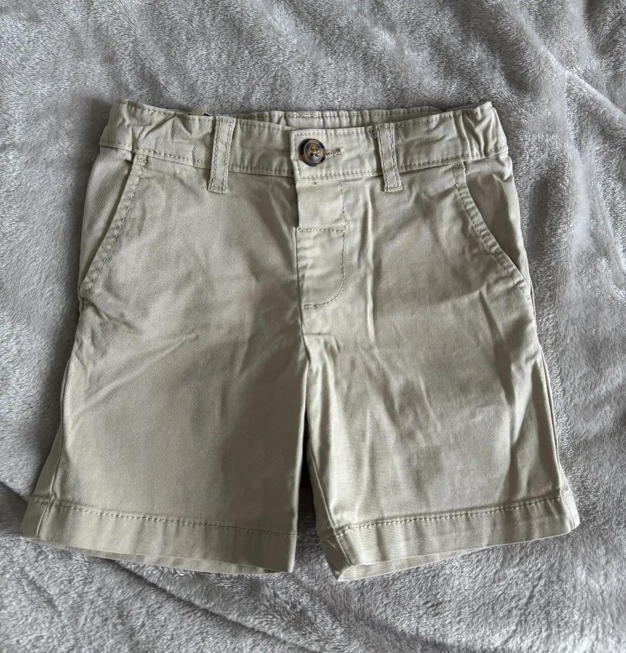 Bermuda Carter's · Talle 3 años / 98 cm