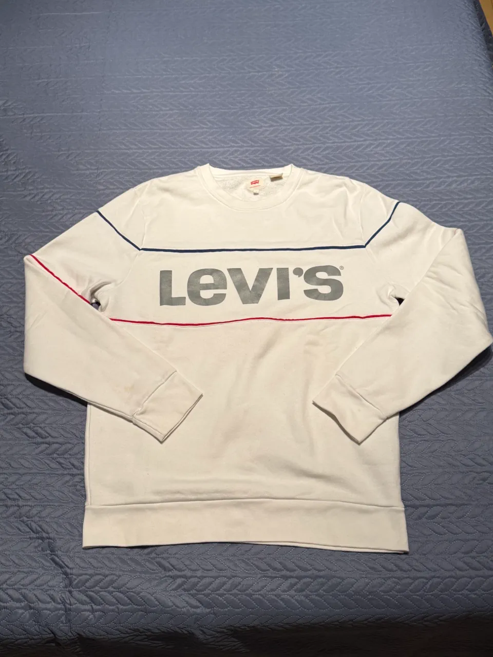 Buzo Levi's - imagen 1