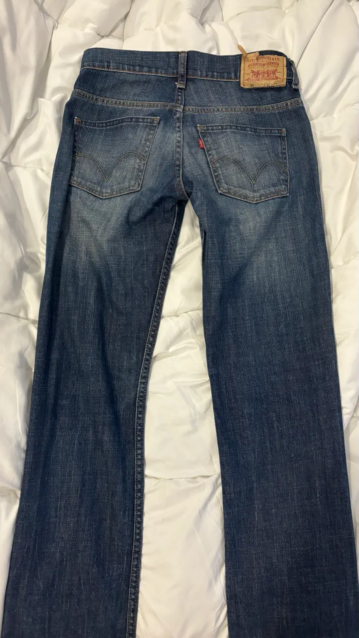 Jean Levi's - imagen 1