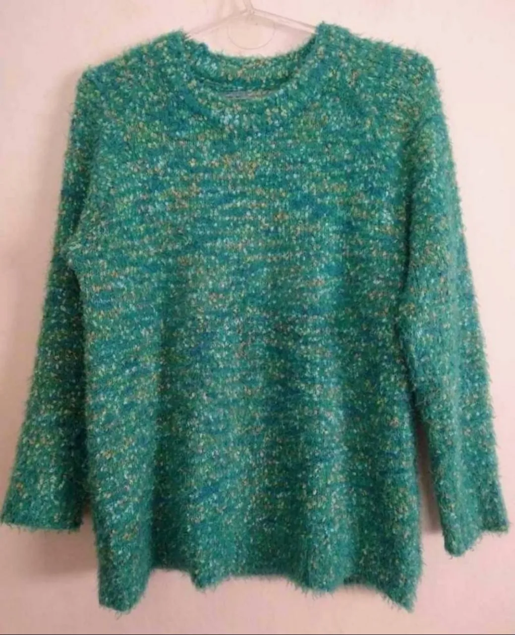 Sweater A ≠ - imagen 1
