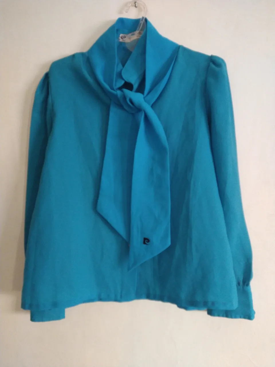 Blusa Pierre Cardin · Talle L