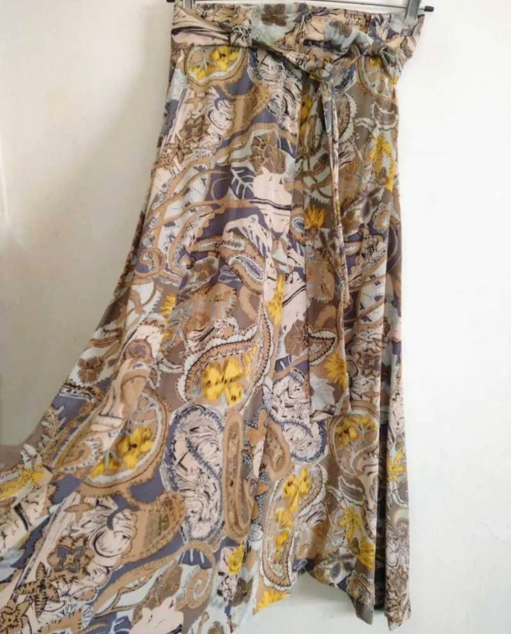 Pollera Importada · Talle M