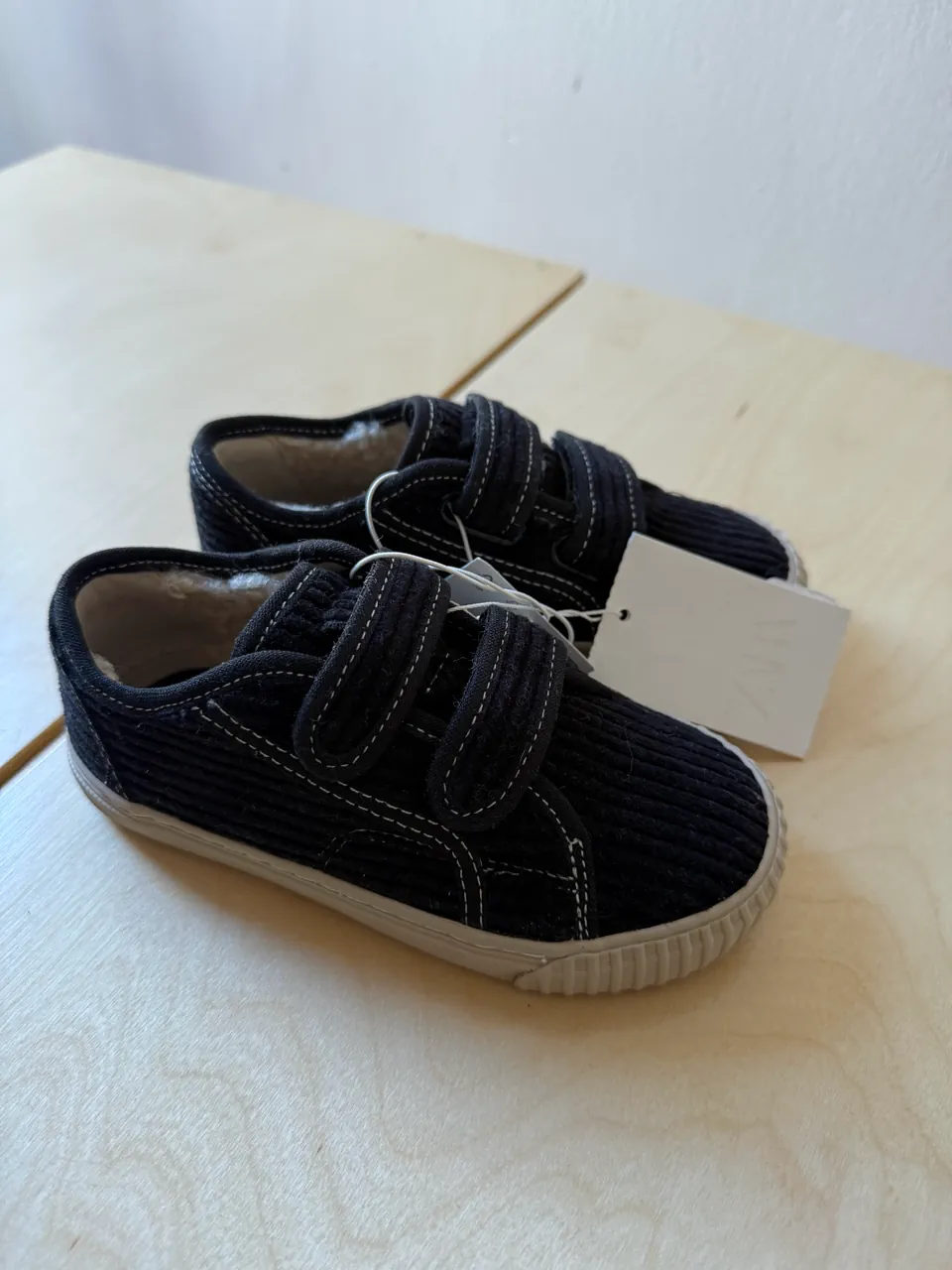 Zara · Talle AR 26