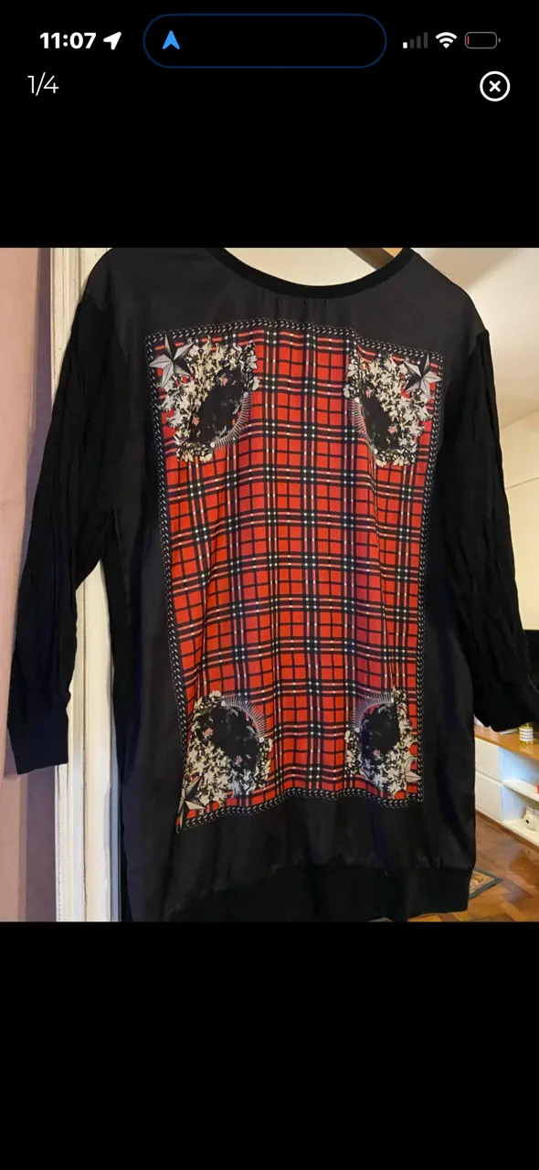 Remera CHER. - imagen 1