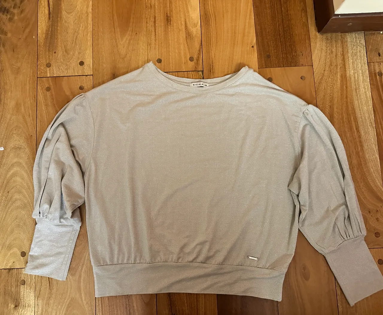 Remera Sicala · Talle M